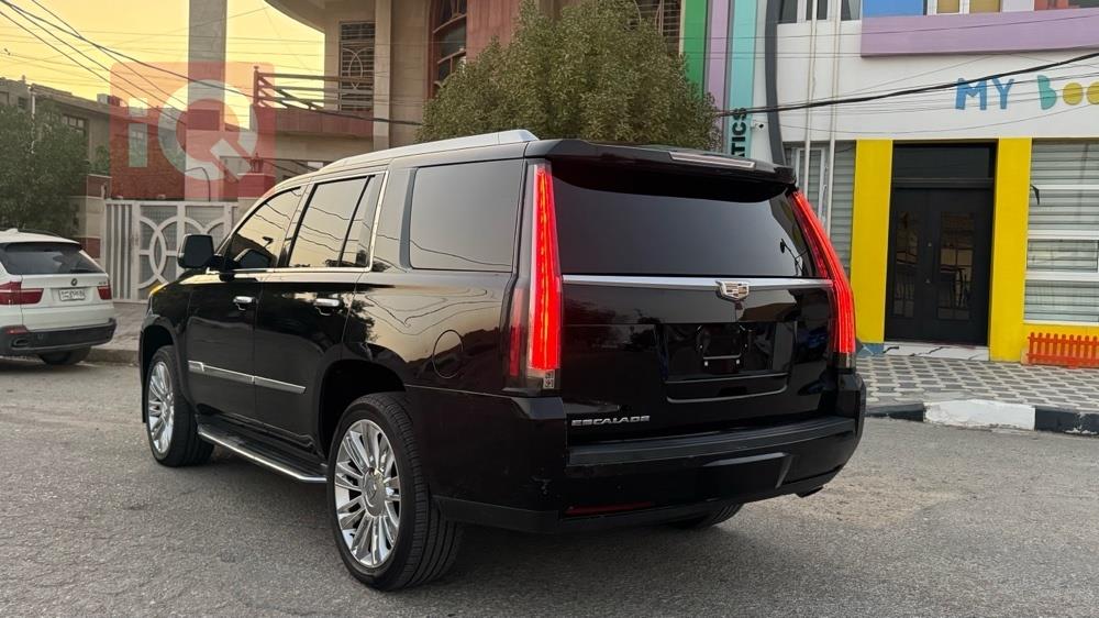 كاديلاك اسكاليد